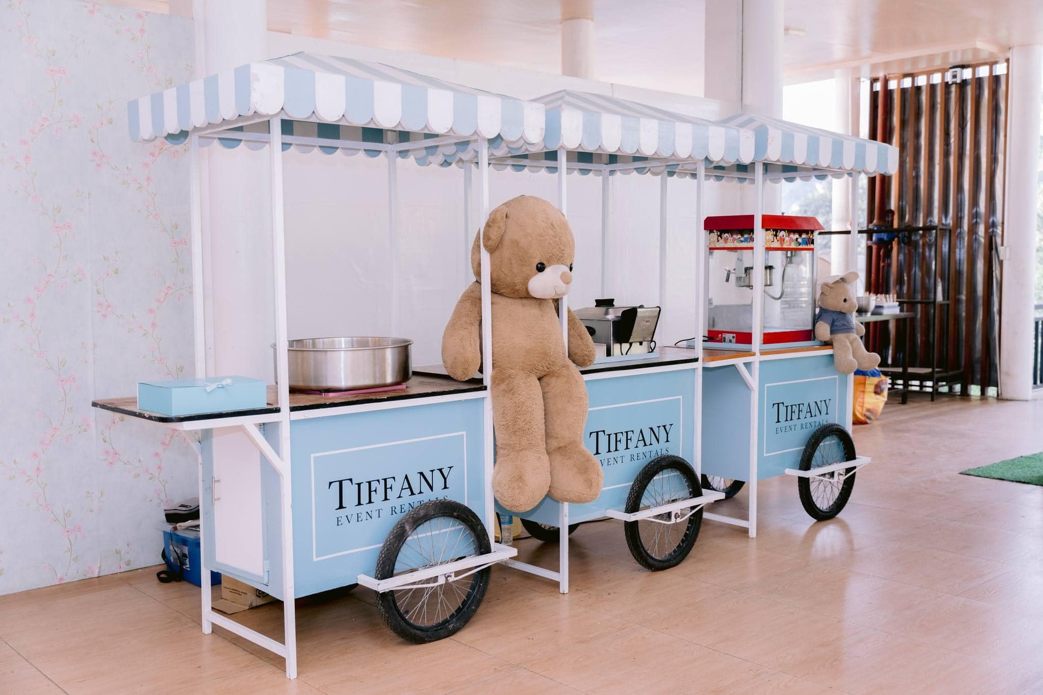 Bounce 'n Treat' feature 1